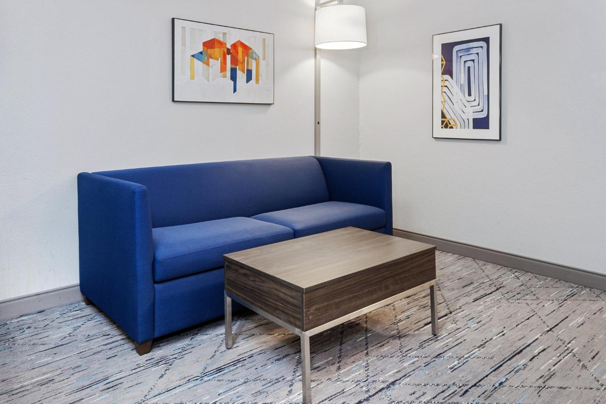 Holiday Inn Express & Suites Carmel North - Westfield By Ihg Dış mekan fotoğraf
